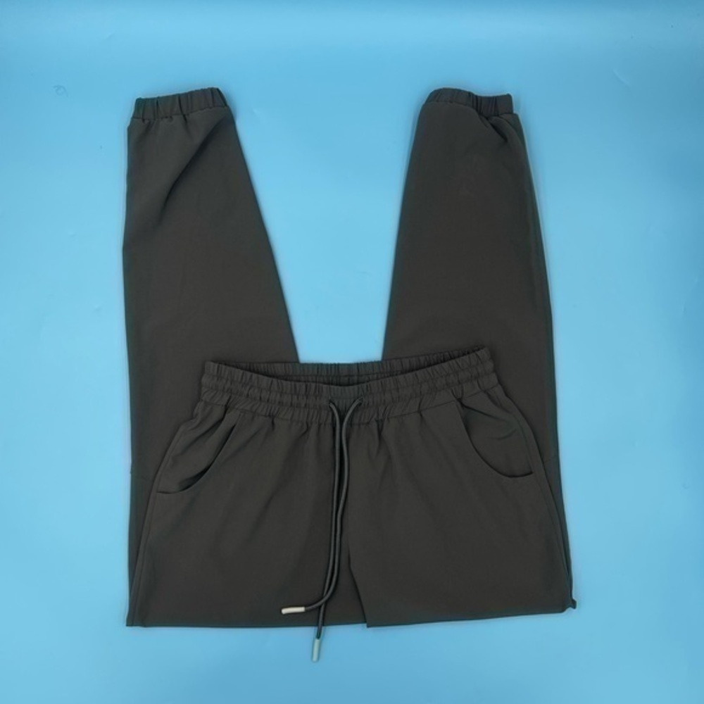 NWOT HOLLOWAY Jogger Sweatpants
